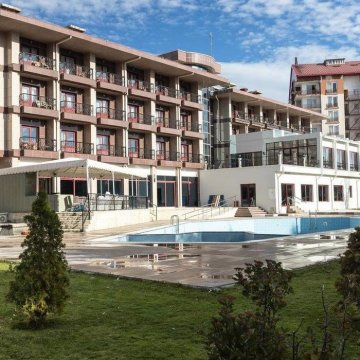 Bonjur Hotel Thermal & Wellness Club